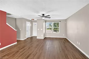 106 Preserve Cir, Amherst, OH 44001 - Photo 4