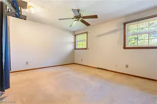 2561 Fallview St NW, Uniontown, OH 44685 - Photo 18
