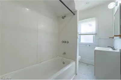 774 Copley Road, Akron, OH 44320 - Photo 12