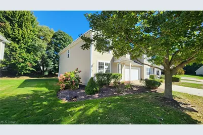 1033 Saint Michaels Way, Madison, OH 44057 - Photo 2
