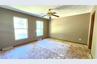 1033 Saint Michaels Way, Madison, OH 44057 - Photo 22