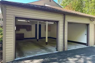 16575 Wren Rd, Chagrin Falls, OH 44023 - Photo 28