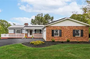 1965 Dunzweiler Dr, Zanesville, OH 43701 - Photo 2