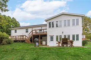 1965 Dunzweiler Dr, Zanesville, OH 43701 - Photo 8
