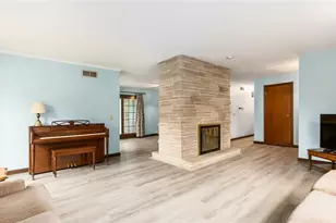 1965 Dunzweiler Dr, Zanesville, OH 43701 - Photo 14