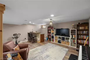 8532 Tanglewood Trail, Chagrin Falls, OH 44023 - Photo 28
