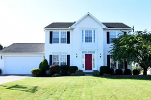2752 Pinegate Dr, Norton, OH 44203 - Photo 2