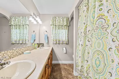 3568 Mountview Avenue, Alliance, OH 44601 - Photo 20