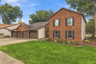 1818 Harbour Cir NW, Canton, OH 44708 - Photo 32