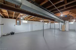 1058 W 29th St, Lorain, OH 44052 - Photo 28