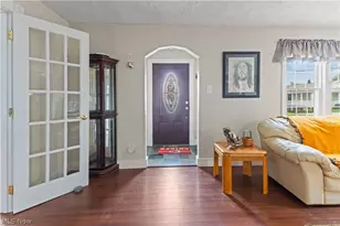 123 Preston Ave, Weirton, WV 26062 - Photo 6