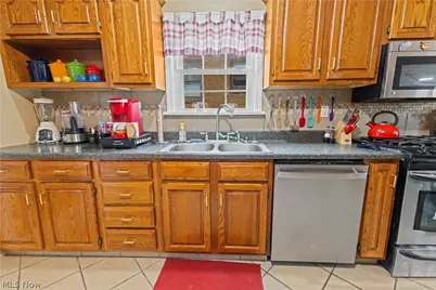 123 Preston Avenue, Weirton, WV 26062 - Photo 18