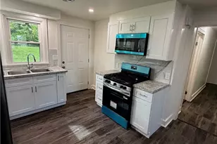 4518 Sheridan Road S, Youngstown, OH 44514 - Photo 8