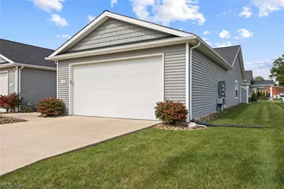 132 Acorn Lane, Elyria, OH 44035 - Photo 2