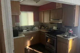 788 Valdes Ave, Akron, OH 44320 - Photo 8