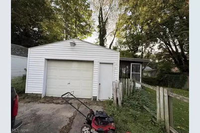 788 Valdes Avenue, Akron, OH 44320 - Photo 4
