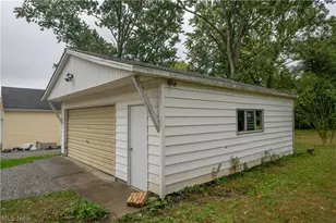 2325 Eastlawn Ave, Akron, OH 44305 - Photo 24