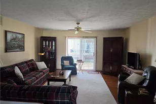 736 Tollis Pkwy, Grandview Heights, OH 44147 - Photo 4