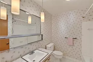 5715 Skyline Dr, Green Hills, OH 44131 - Photo 28