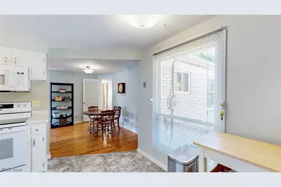 410 Chapple Hill Drive NE, North Canton, OH 44720 - Photo 12