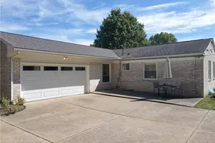 410 Chapple Hill Dr NE, North Canton, OH 44720 - Photo 28