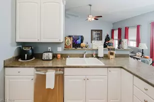 264 Cedarbrook Dr, Painesville, OH 44077 - Photo 8