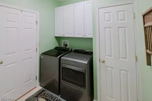 264 Cedarbrook Dr, Painesville, OH 44077 - Photo 12