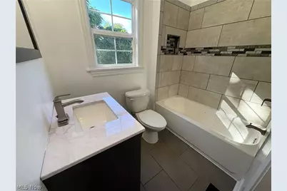 140 Harding Street, Weirton, WV 26062 - Photo 8