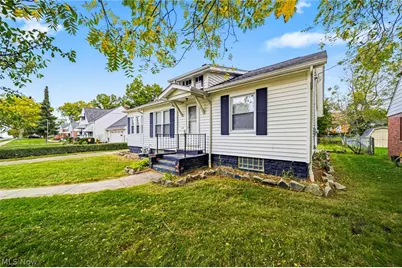 259 E 324th Street, Willowick, OH 44095 - Photo 2