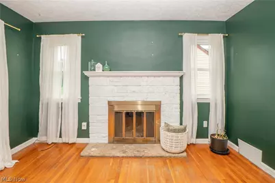 3809 Frazer Avenue NW, Canton, OH 44709 - Photo 6
