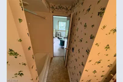 4911 Woodside Avenue NW, Canton, OH 44709 - Photo 24