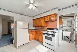 1578 Ridgewick Dr, Wickliffe, OH 44092 - Photo 4