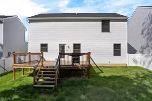 3208 Sunny Brk Dr, Akron, OH 44312 - Photo 2