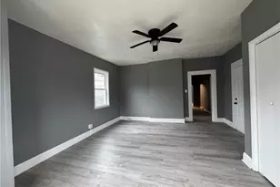 734 Main St, Bridgeport, OH 43912 - Photo 10