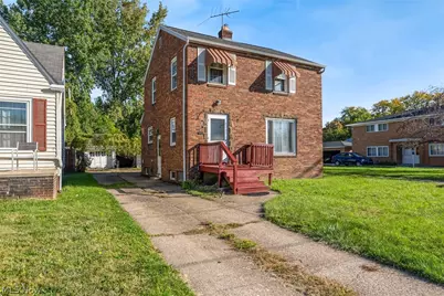 17422 Puritas Avenue, Loveland, OH 44135 - Photo 2
