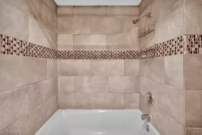 5236 Creekside Boulevard #F22, Brunswick, OH 44212 - Photo 16