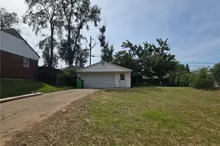2518 Cathy Dr NE, Canton, OH 44705 - Photo 1