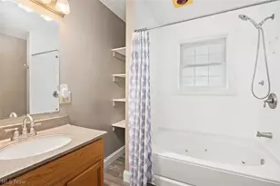 3029 Cinnamon Dr W, West Salem, OH 44287 - Photo 16
