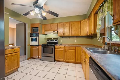 1451 Mishler Street NE, Alliance, OH 44601 - Photo 4