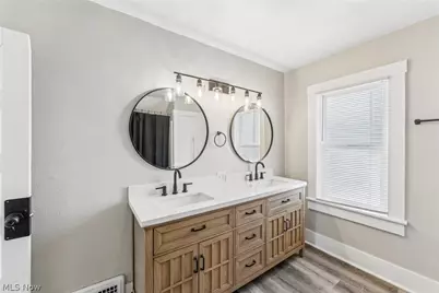 252 17th Street NW, Barberton, OH 44203 - Photo 22