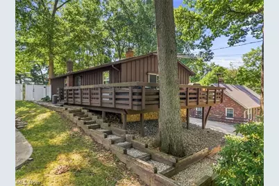 6226 Woodmoor Avenue NW, Canton, OH 44718 - Photo 2