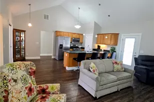 3235 Elizabeth Dr, Perry, OH 44081 - Photo 4