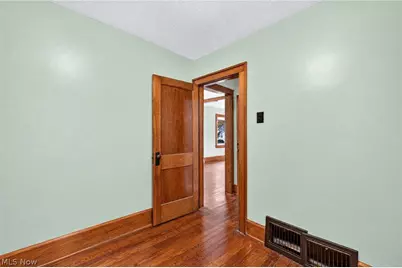 1891 Ford Avenue, Akron, OH 44305 - Photo 22