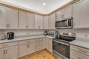 2275 Abbeyville Rd, Valley City, OH 44280 - Photo 10