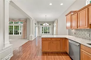 11321 S Forest Dr, Concord Twp, OH 44077 - Photo 8
