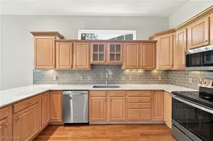 11321 S Forest Dr, Concord Twp, OH 44077 - Photo 6