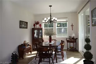 2163 Myla Wy, Amherst, OH 44035 - Photo 8