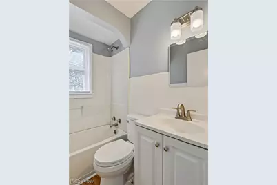 1064 Ray Street, Akron, OH 44306 - Photo 18