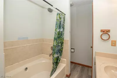 498 Herbert Road, Akron, OH 44312 - Photo 30