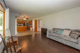 498 Herbert Rd, Akron, OH 44312 - Photo 22